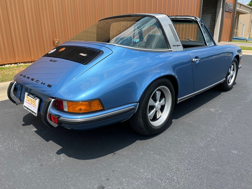 Porsche-911-1973-27