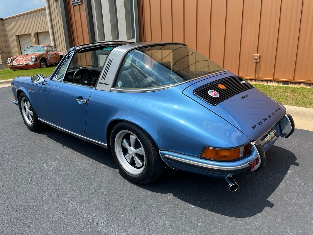 Porsche-911-1973-36