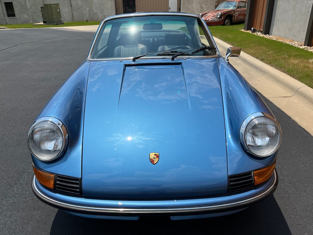Porsche-911-1973-37