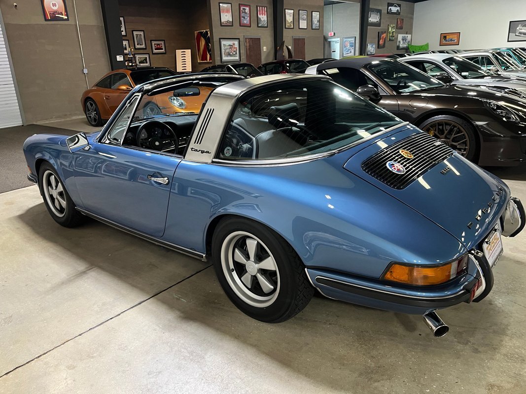 Porsche-911-1973-5