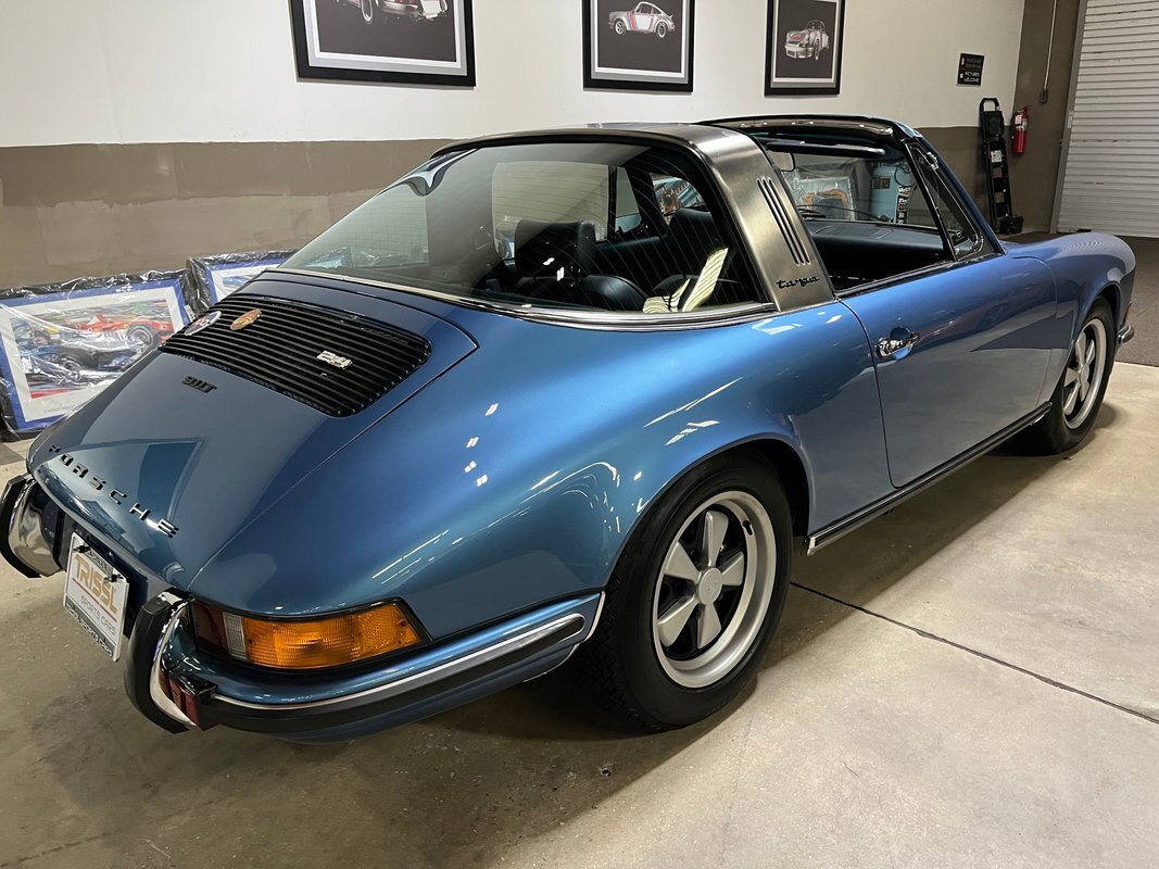 Porsche-911-1973-9