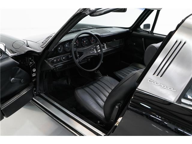 Porsche-911-1973-Targa-16