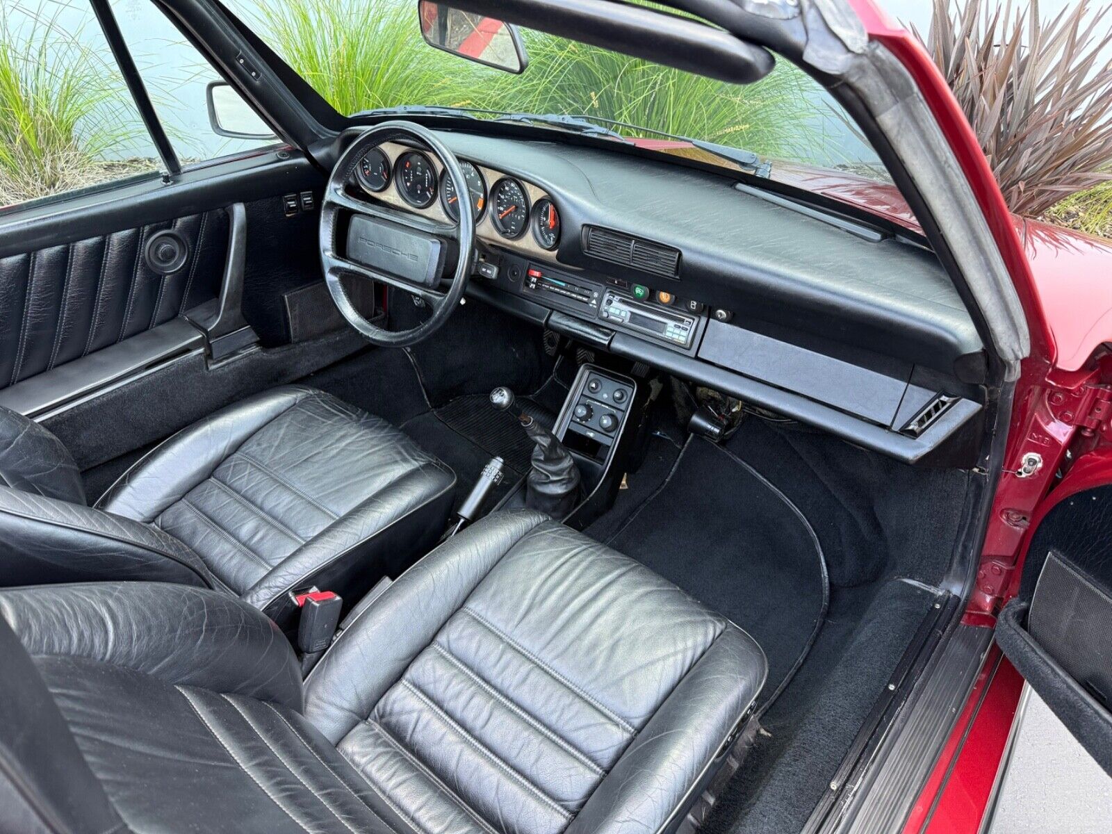 Porsche-911-1974-11