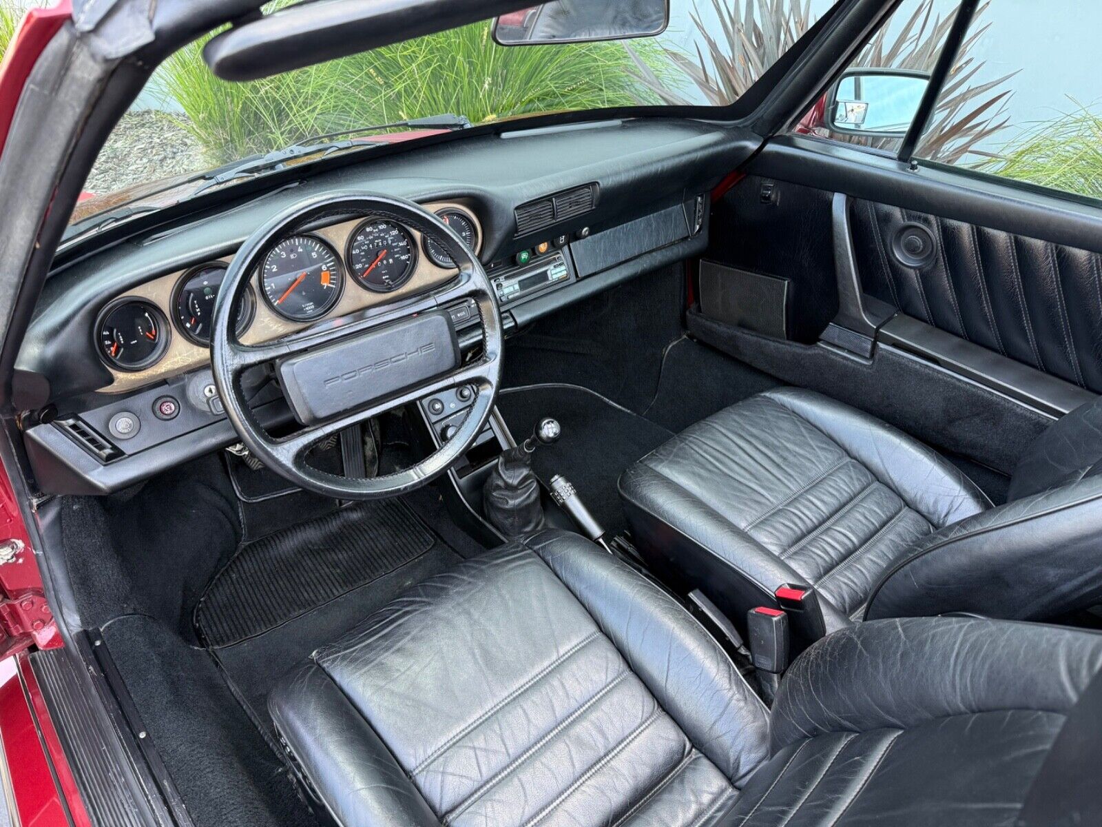 Porsche-911-1974-12