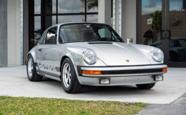 Porsche-911-1975-Coupe-11