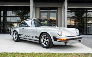 Porsche-911-1975-Coupe-13