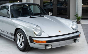 Porsche-911-1975-Coupe-26