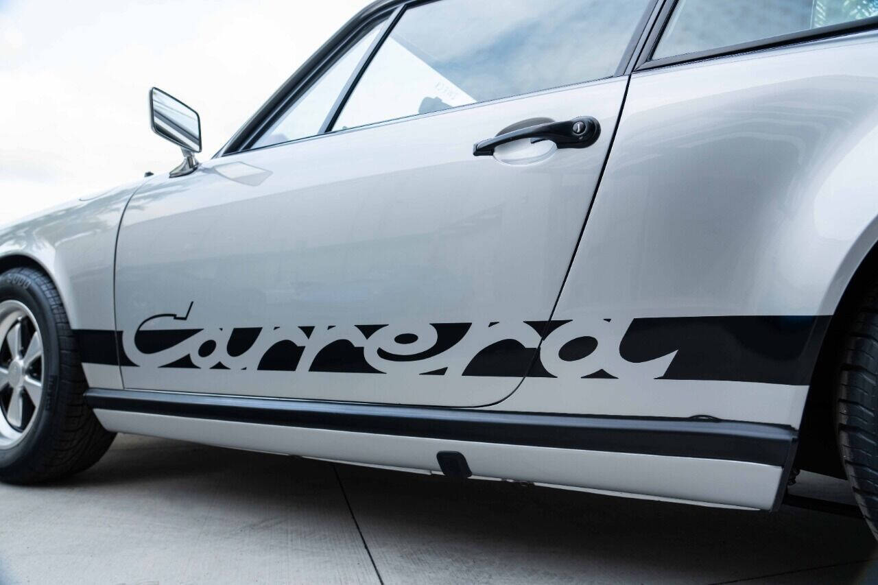 Porsche-911-1975-Coupe-3