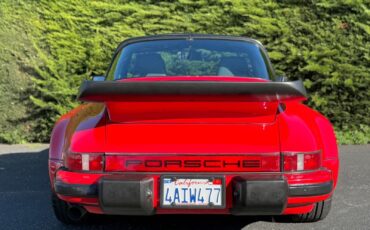Porsche-911-1976-3