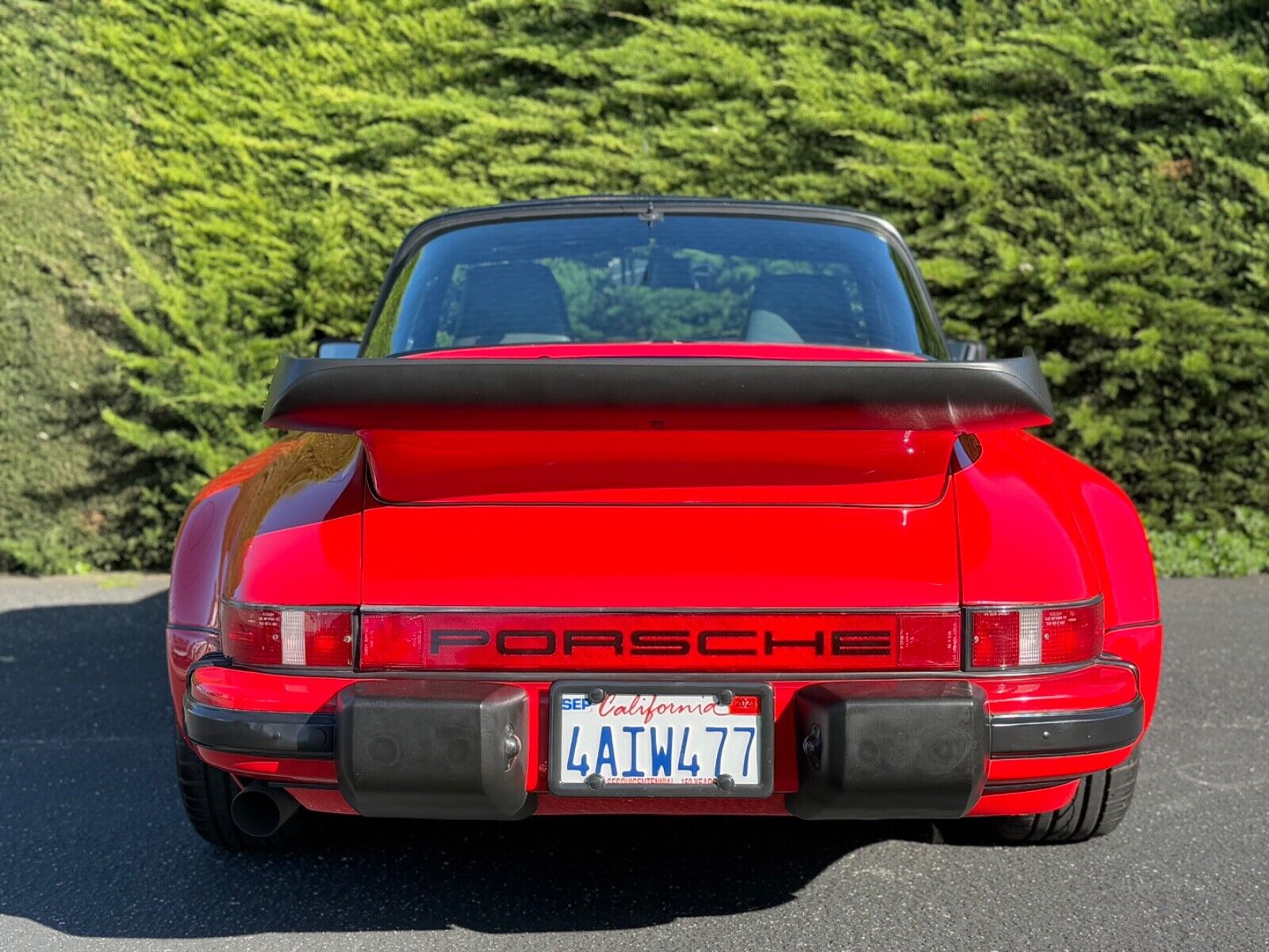 Porsche-911-1976-3