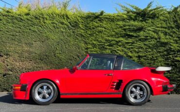 Porsche-911-1976-4