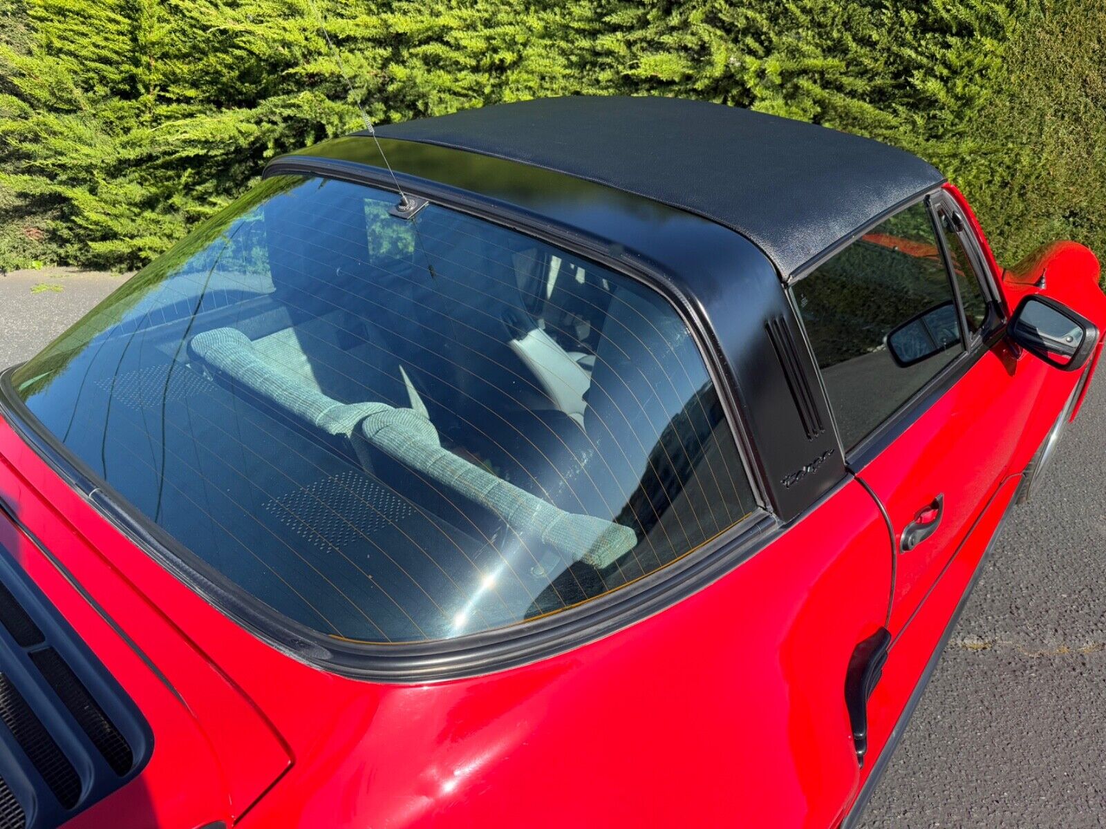 Porsche-911-1976-7