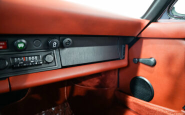 Porsche-911-1976-TARGA-15
