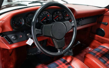 Porsche-911-1976-TARGA-18