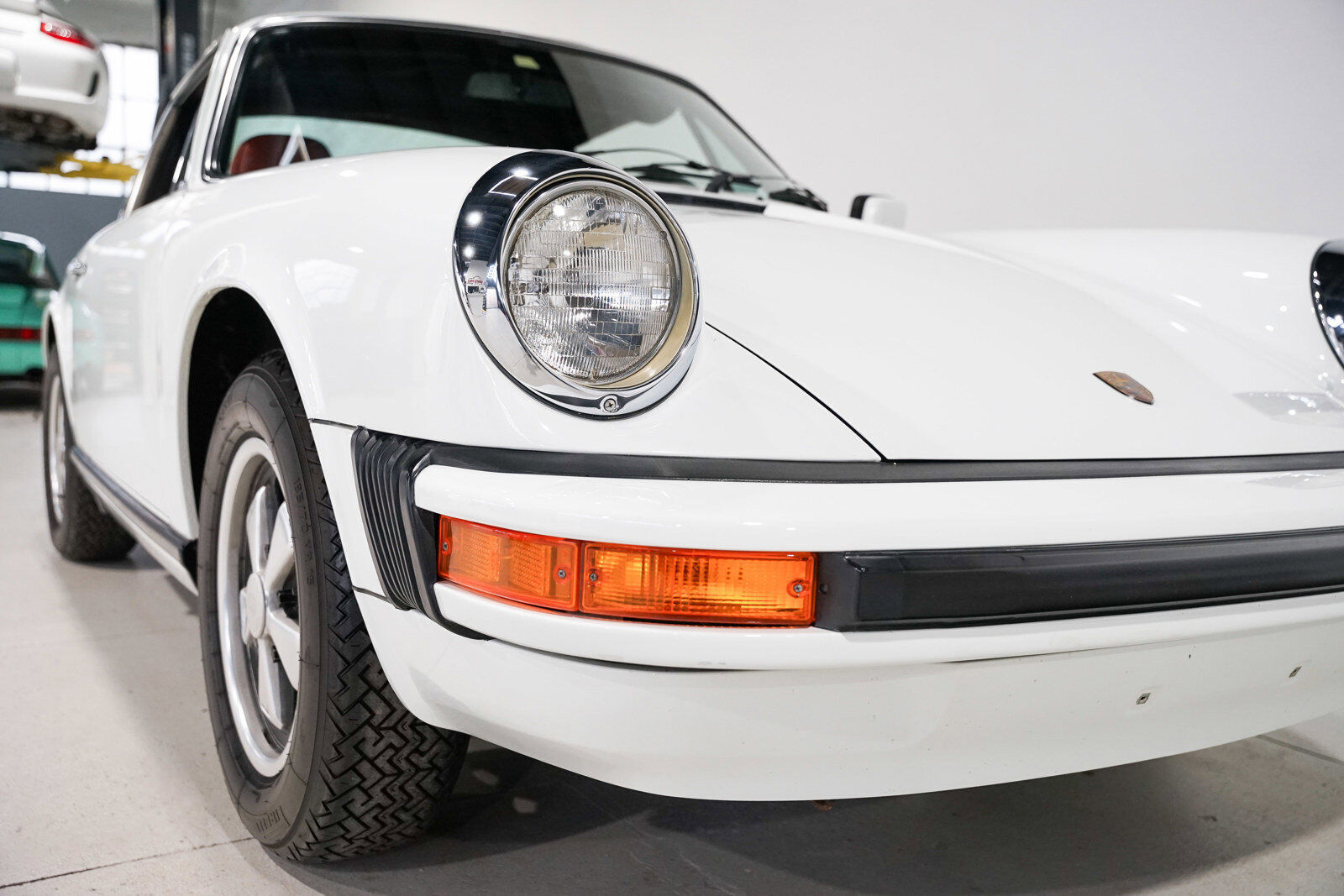 Porsche-911-1976-TARGA-32
