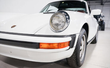 Porsche-911-1976-TARGA-35