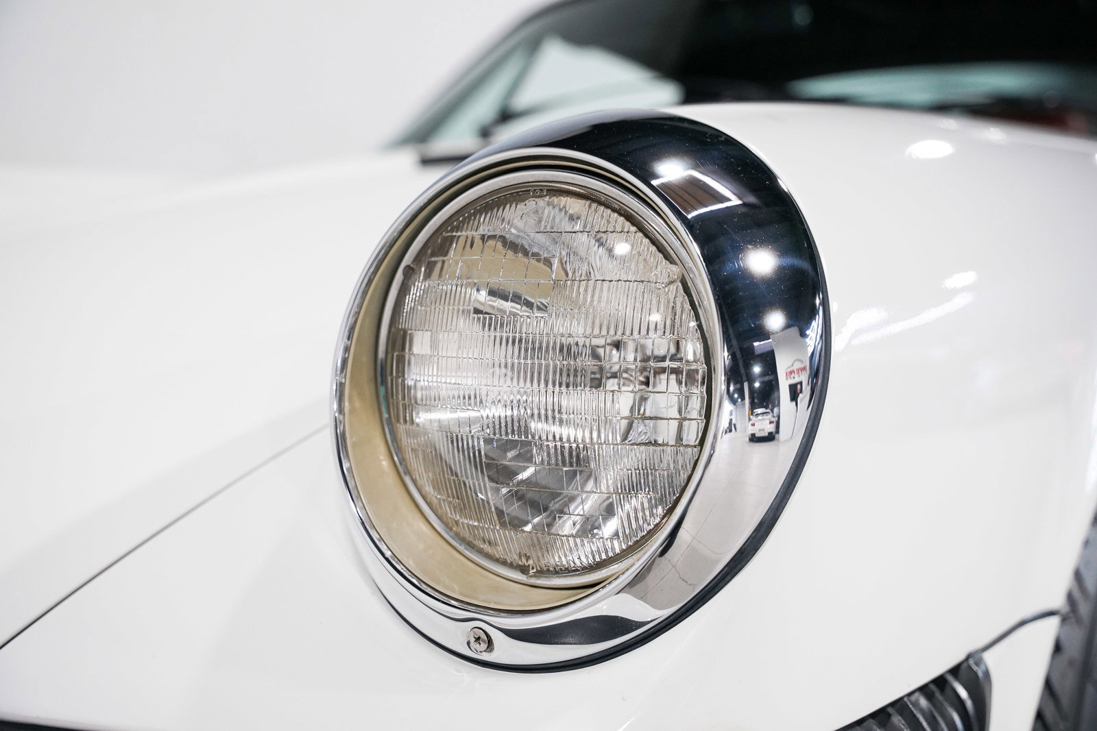 Porsche-911-1976-TARGA-36
