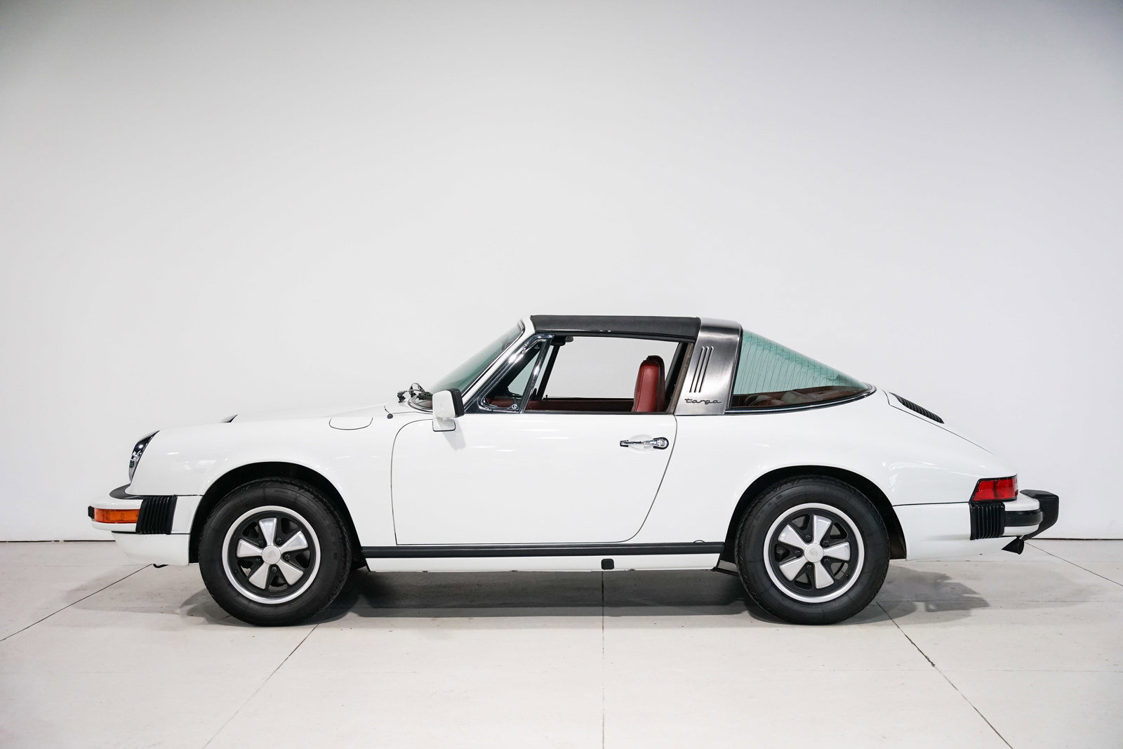 Porsche-911-1976-TARGA-6