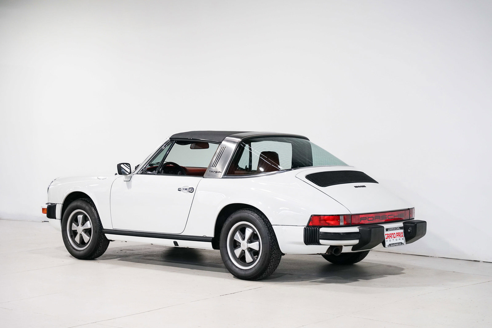 Porsche-911-1976-TARGA-7