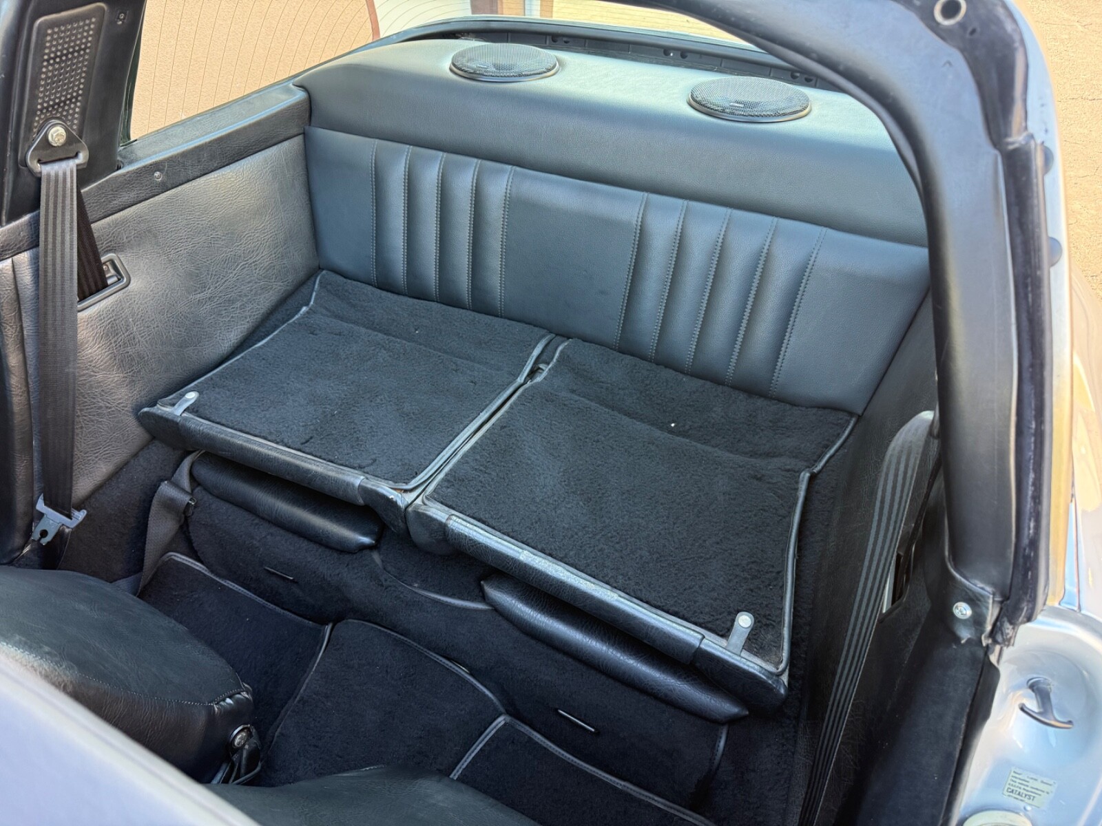 Porsche-911-1978-13