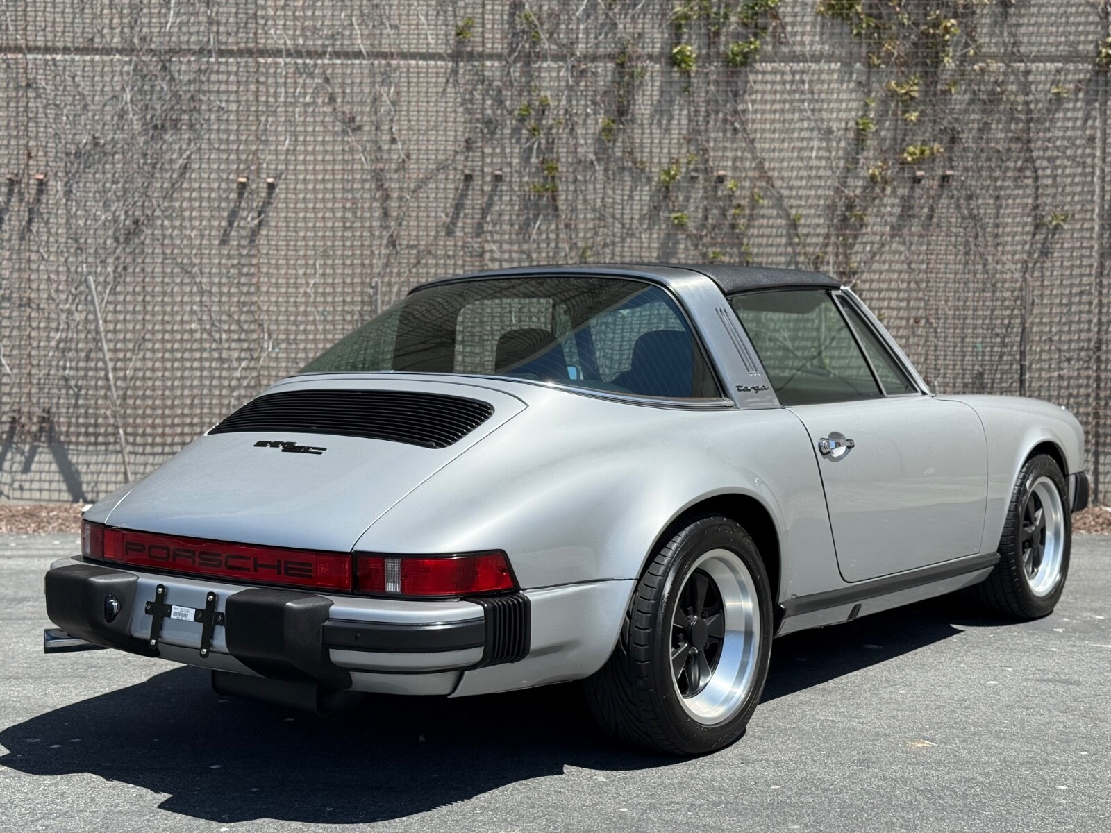 Porsche-911-1978-2
