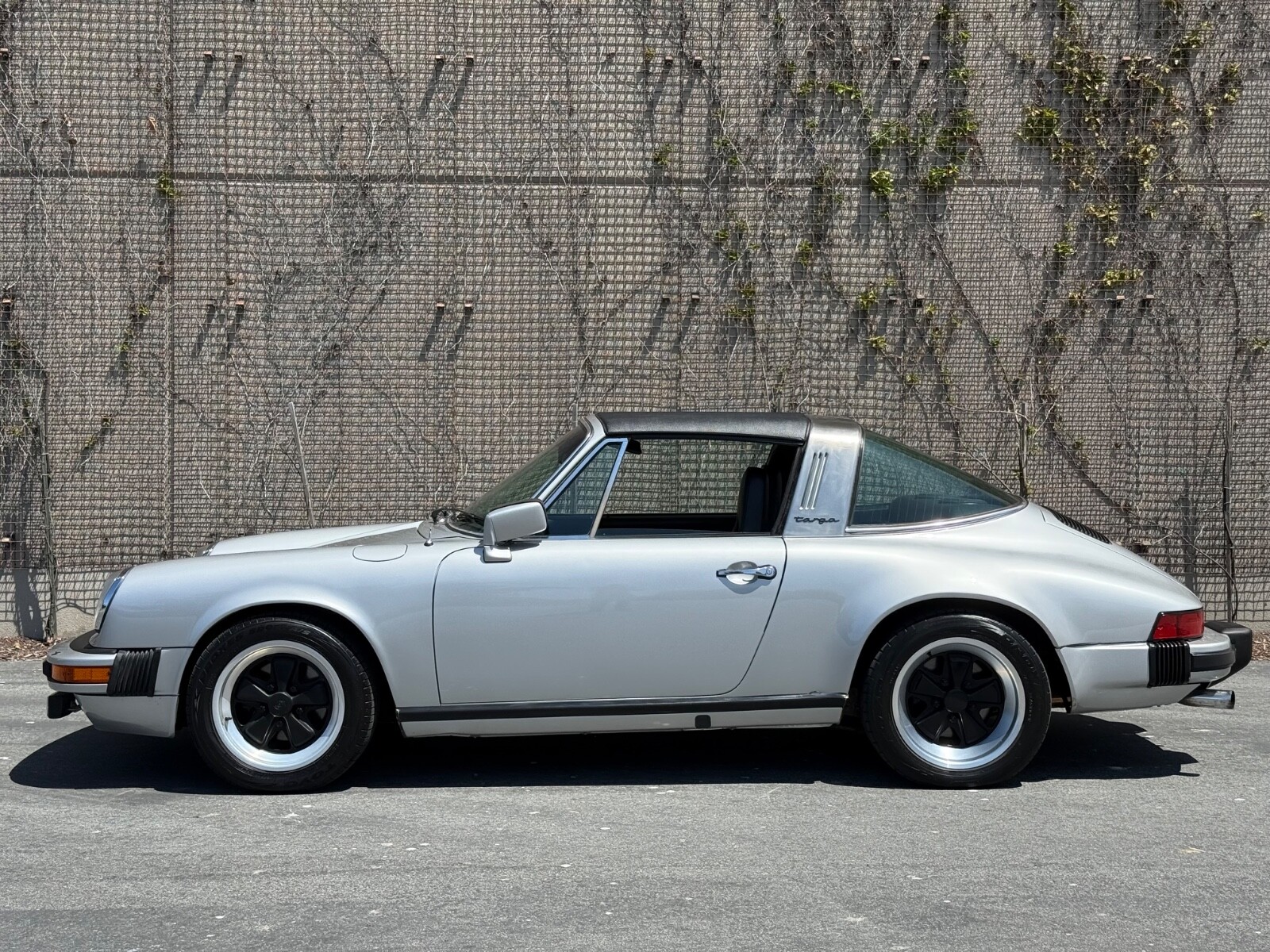 Porsche-911-1978-4