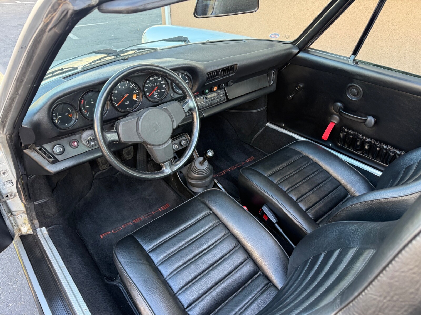 Porsche-911-1978-9