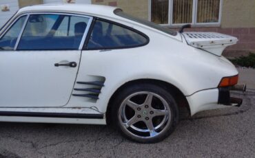 Porsche-911-1980-Coupe-33