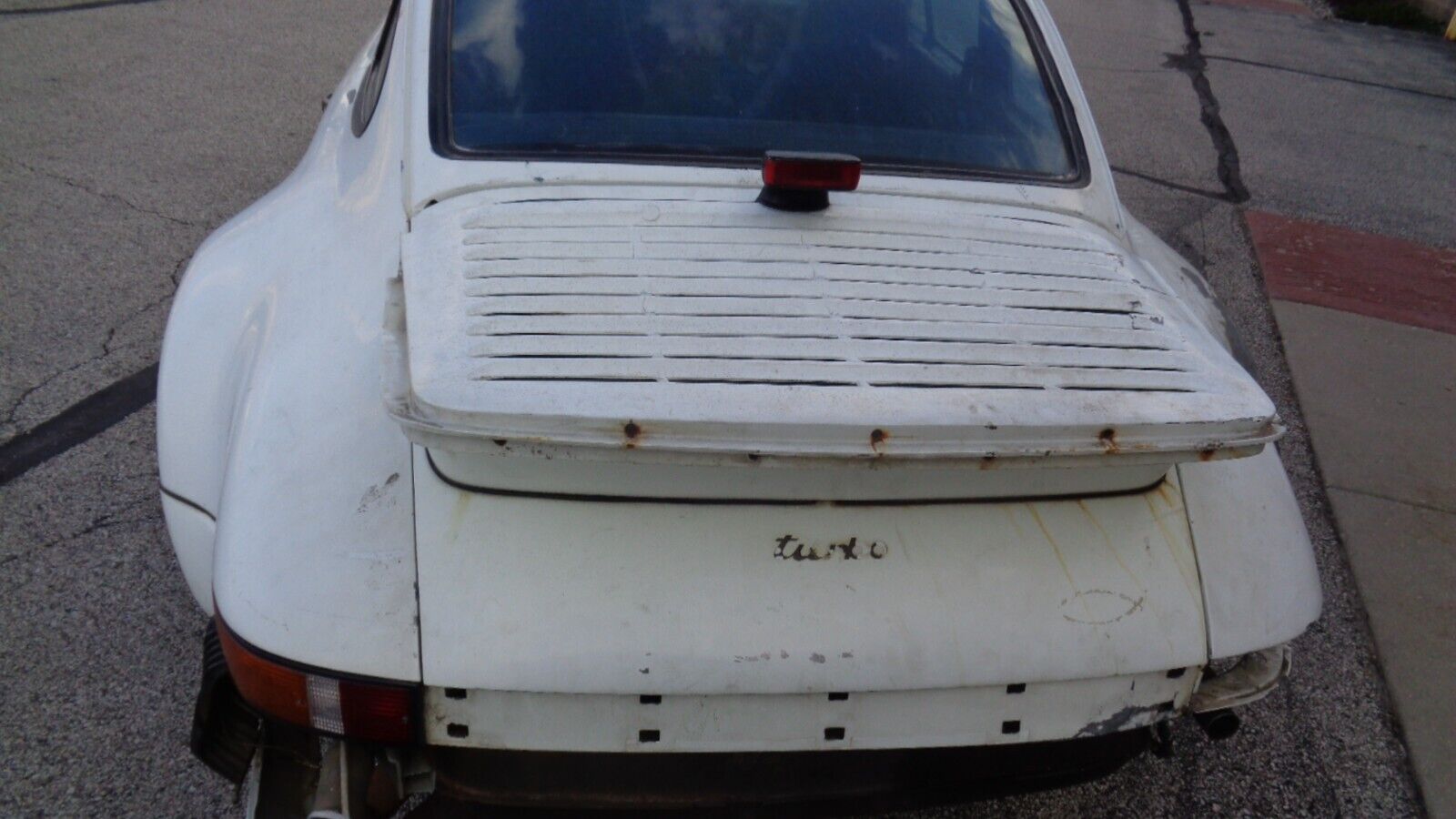 Porsche-911-1980-Coupe-34