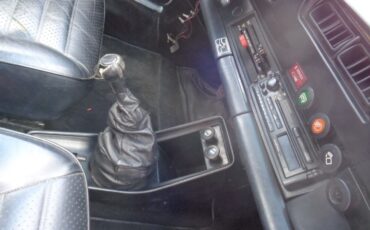 Porsche-911-1980-Coupe-35