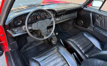 Porsche-911-1981-10