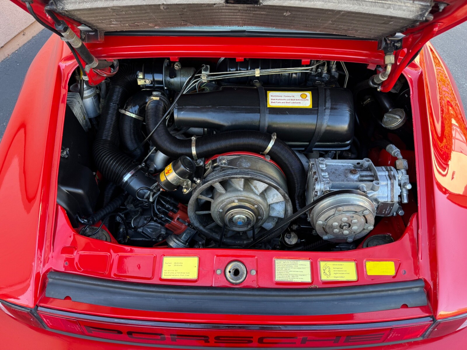 Porsche-911-1981-13