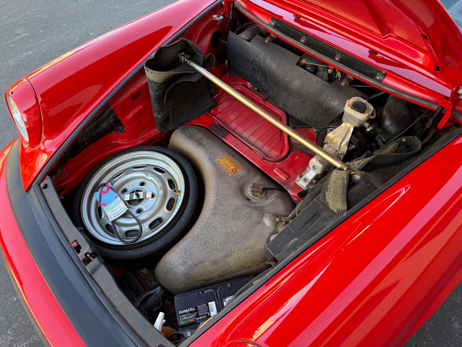 Porsche-911-1981-15