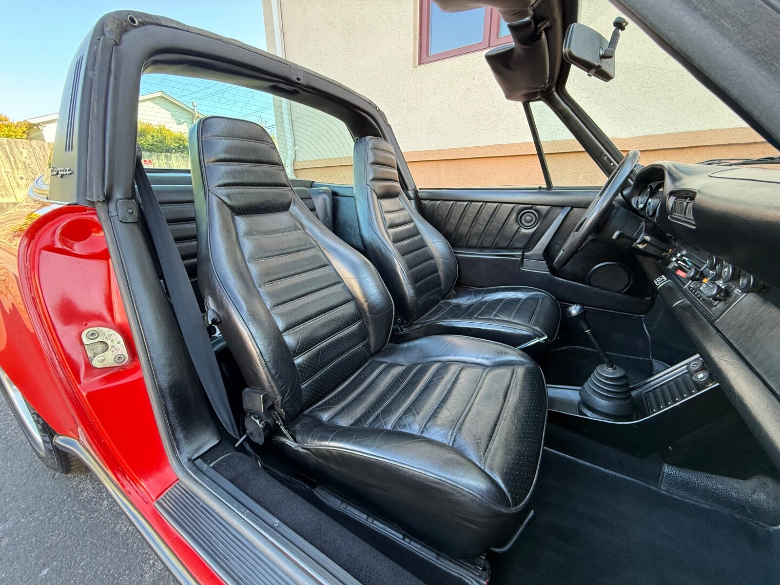 Porsche-911-1981-9