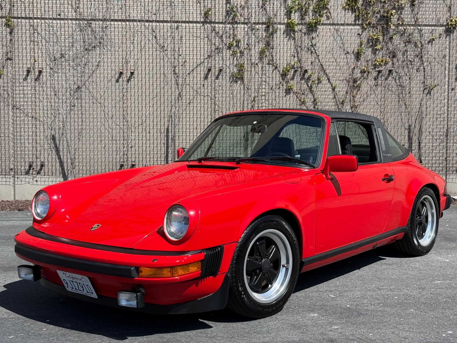 Porsche-911-1981