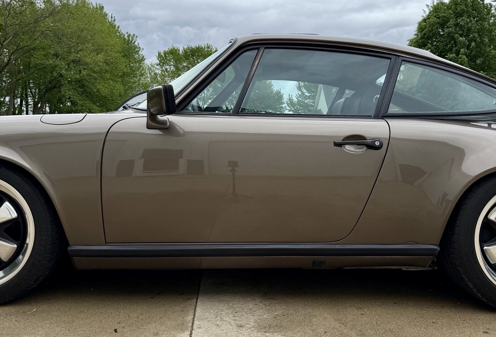 Porsche-911-1982-Coupe-10