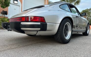 Porsche-911-1982-Coupe-13