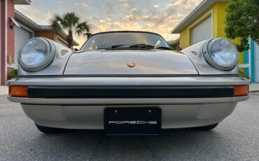 Porsche-911-1982-Coupe-14