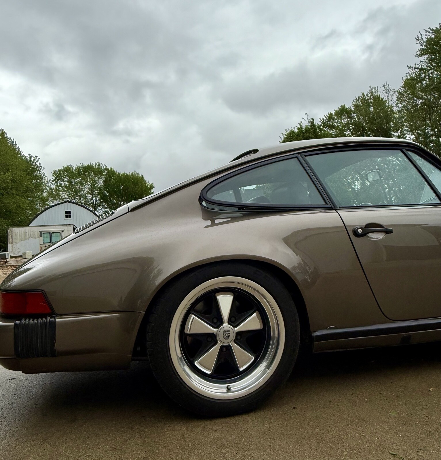 Porsche-911-1982-Coupe-14