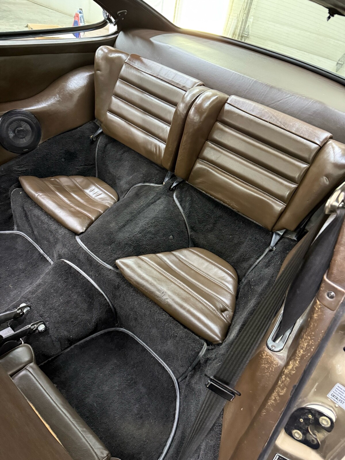 Porsche-911-1982-Coupe-29