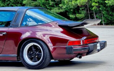 Porsche-911-1984-Targa-10