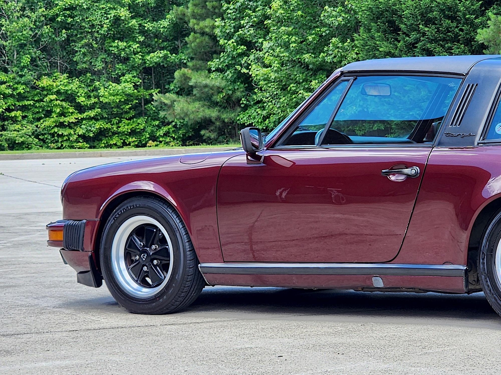Porsche-911-1984-Targa-11