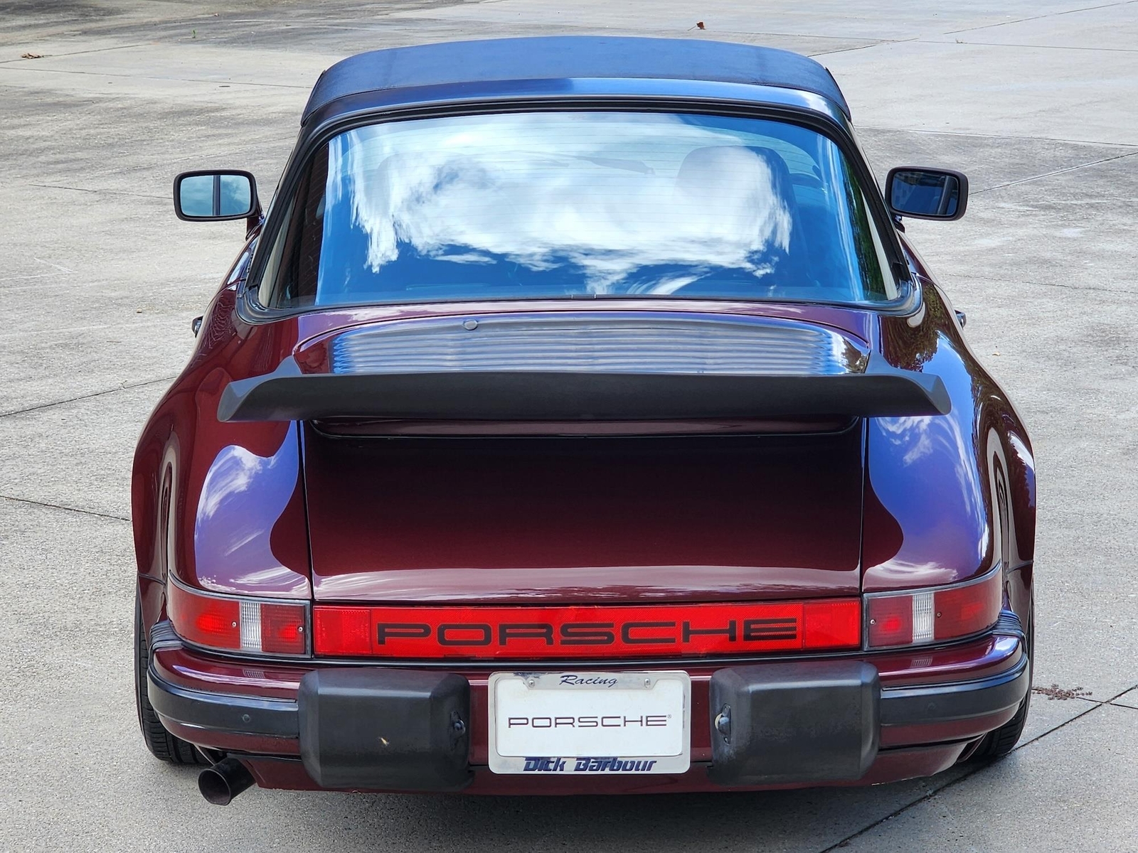 Porsche-911-1984-Targa-13