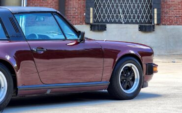 Porsche-911-1984-Targa-16