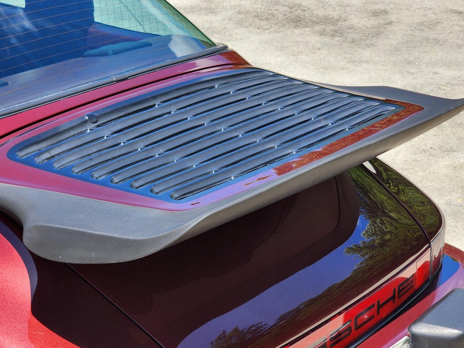 Porsche-911-1984-Targa-36
