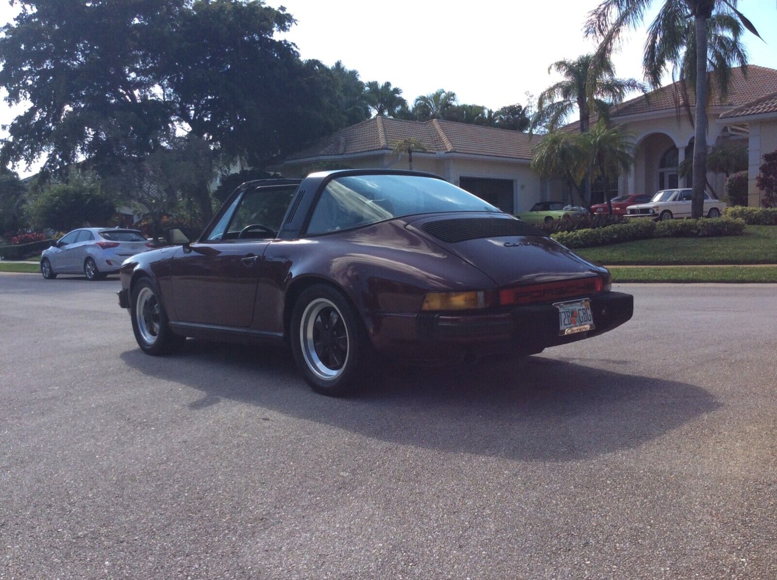 Porsche-911-1984-Targa-5