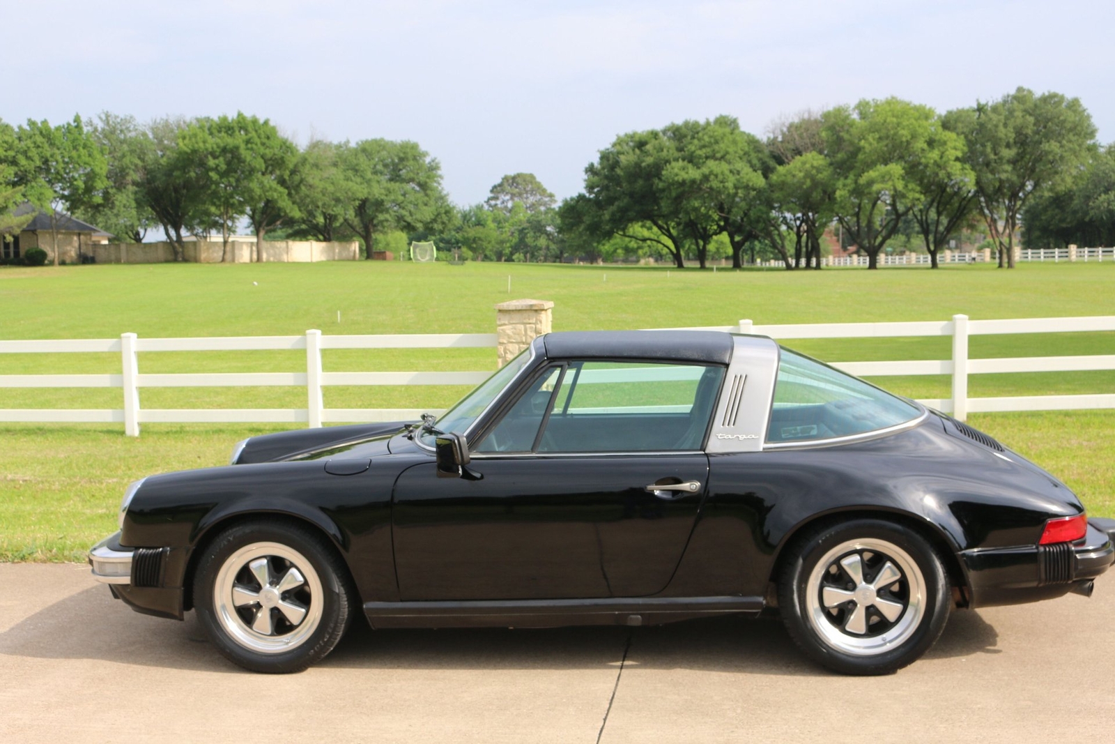 Porsche-911-1985-1