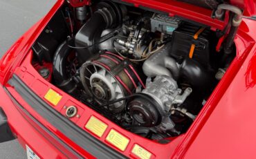 Porsche-911-1985-17