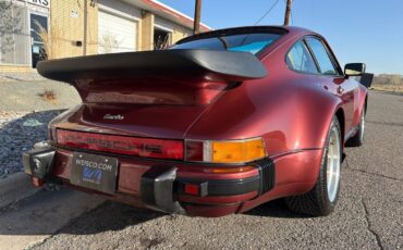 Porsche-911-1985-26
