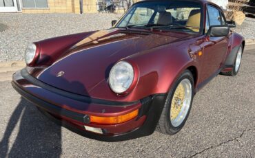 Porsche-911-1985-37
